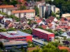 Luftbild des Stadtteils mit der Grund- und Mittelschule